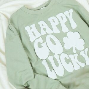 Altar’d State Soft ‘Happy Go Lucky’ Graphic Crewneck Sweatshirt in Pistachio
